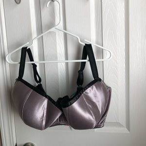 Comexim bra 44J NWT